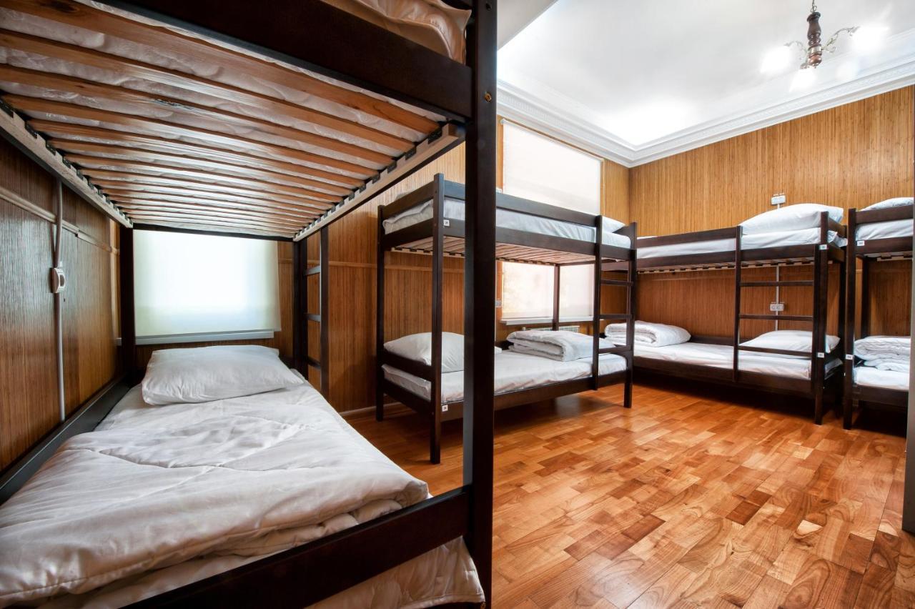 Pallet Hostel Kyiv Exterior foto